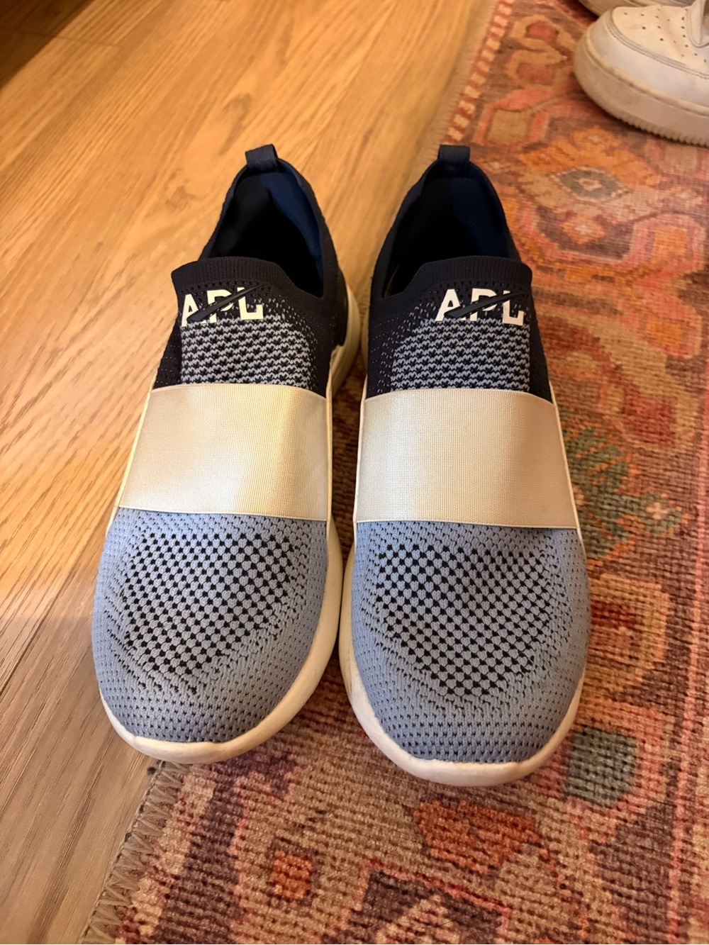 APL Women’s Slip-On Knit Techloom Bliss in Blue and Black (Size 8)